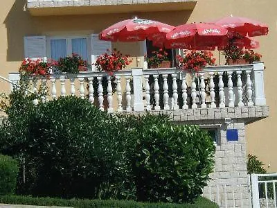 Gemuetliches Erdgeschossstudio Апартаменты *